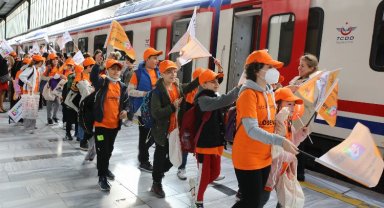LÖSEV'in sevgi treni umut dolu
