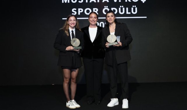 Milli boksörlere 'Koç' gibi ödül