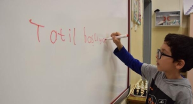 Milli Eğitim Bakanlığı'ndan ara tatil anketi 