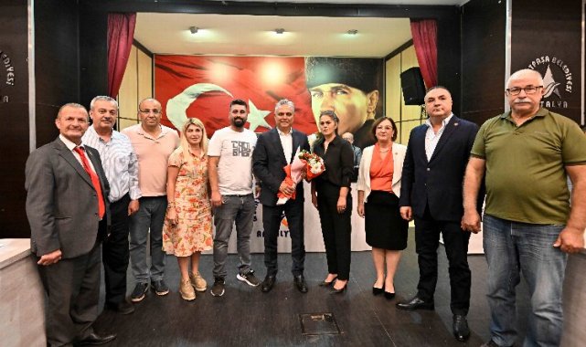Muratpaşa'da Muhtar Metin Kök'ün ismi parkta yaşayacak