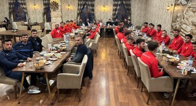 Nevşehir Belediyespor oyuncularına moral yemeği