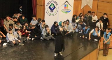 Rize'de 'Ailemiz ve İdeal Gençlik' konferansı