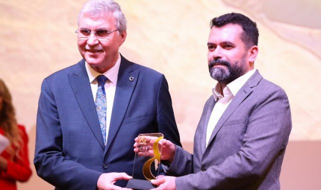 Sakarya'ya Marmara'nın 'en başarılı belediyesi' ödülü