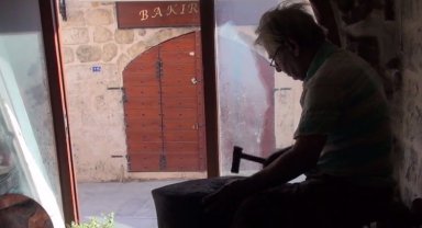 70 yıldır şekil veriyorlar... Teknoloji sanatlarını ellerinden aldı!