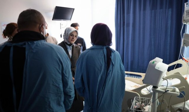 Bakan Göktaş'tan minik Tunahan'a 'geçmiş olsun' ziyareti