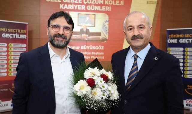 Başkan Büyükgöz gençlerin Kariyer Günleri'nde