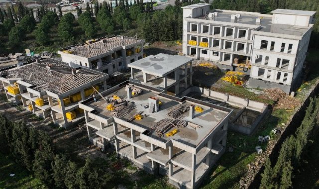 Dilovası'ndaki dev kompleks yükseliyor