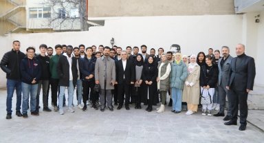 ERÜ Rektörü uluslararası öğrencilerle buluştu
