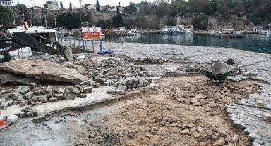 Fırtına yat limanını bu hale getirdi