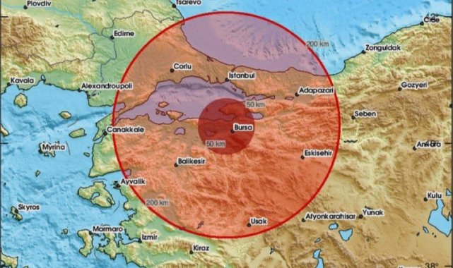 Gemlik Körfezi sallanmaya devam ediyor... AFAD: Olumsuz bir durum yok!