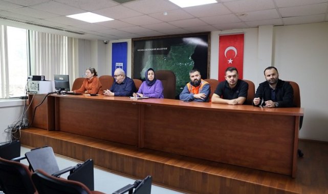 Gölcük Donanma Mahallesi'ne üst geçit