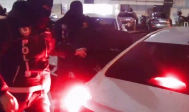Interpol'ce aranan suç örgüt üyesi İstanbul'da 'Kafes'lendi
