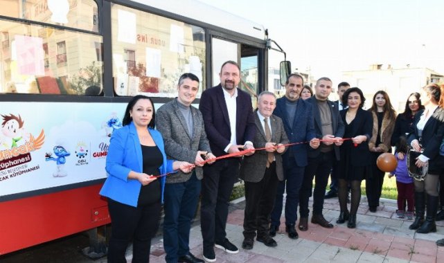 İzmir Çiğli'de çifte açılış