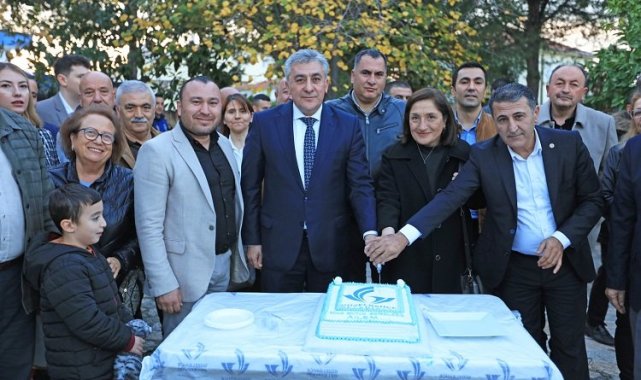 İzmir Güzelbahçe Belediyesi'nden yeni yıl mesajı
