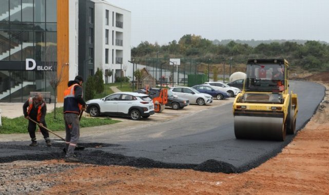 İzmit'te KİPTAŞ Çınar Evlerinin çevresi asfalta kavuştu