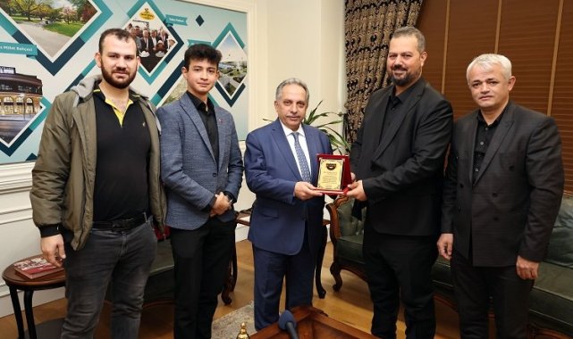 Kayseri'de işitme engellilerden Mustafa Yalçın'a teşekkür