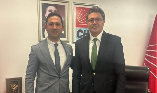 Kazım Yevimli'den CHP Genel Merkezi'ne sunum