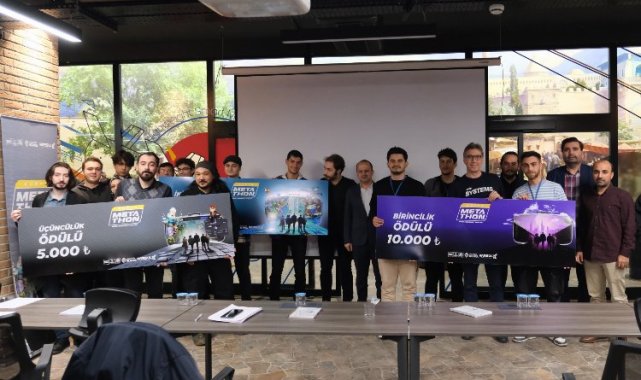 Konya Büyükşehir 'Metaverse Oyun Geliştirme Maratonu' düzenledi