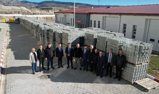 Manisa Demirci Açık Ceza İnfaz Kurumu'na kilit parke desteği