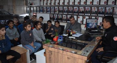 Manisa'da öğrenciler gazi ve şehit aileleriyle buluşuyor