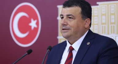 Milletvekili Öztürk Bursa'daki okulların dayanıklılığını MEB'e sordu