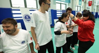 Özel sporculardan görkemli gösteri