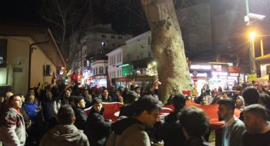 Şehit olan 12 kahraman için Bursa'da yürüyüş