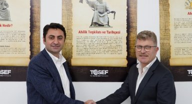 TOSEF'te bayrak Altunsoy'da