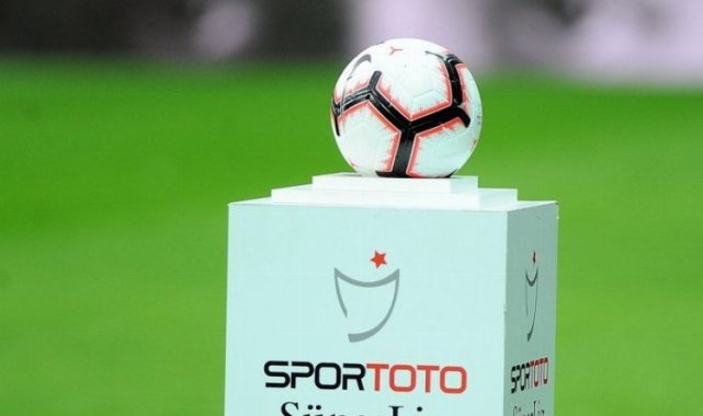 Tüm lig maçları süresiz ertelendi