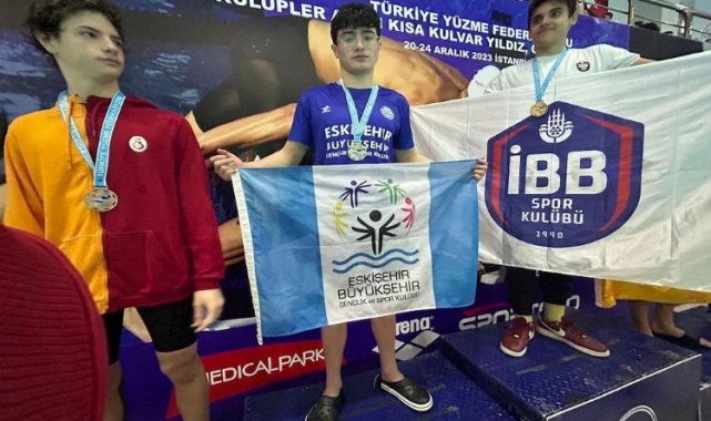 Yüzmede Türkiye ikincisi Eskişehir'den