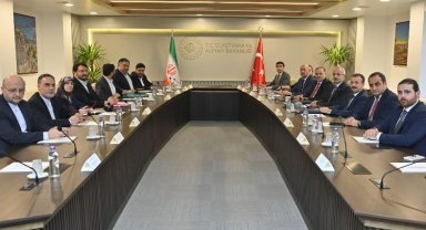 Bakan Uraloğlu İranlı mevkidaşını ağırladı
