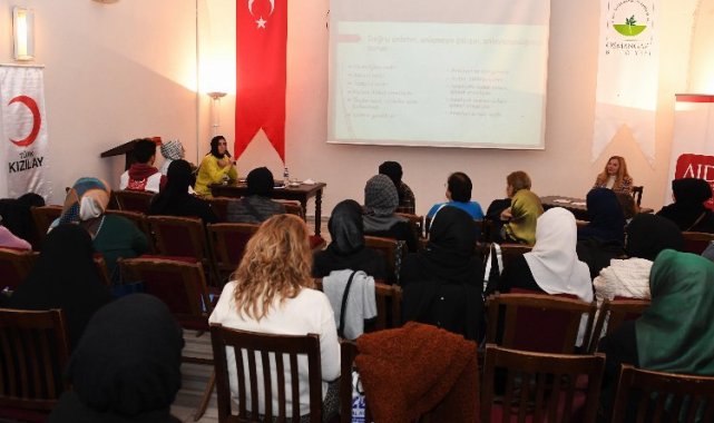 Bursa Osmangazi'de bu eğitimi gören sağlıklı bilinçleniyor