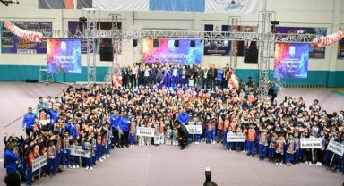 Çayırova 2023'te 50 kupa kazandı