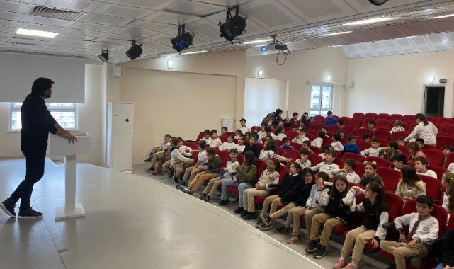 Çayırova'da miniklere sokak hayvanları semineri
