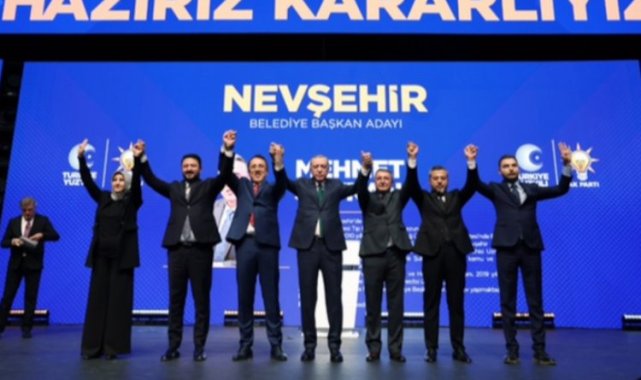 Cumhurbaşkanı Erdoğan: "Milletimize hizmet etmeye talibiz"