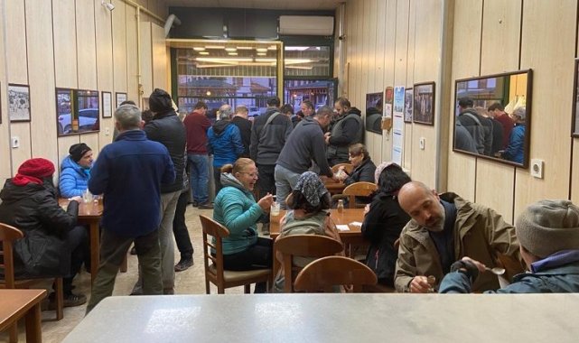Karda Bilecik Pazaryeri bozası ve helvasına ilgi arttı