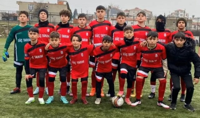 Keşan Gençlerbirliği gol oldu yağdı: 17-1
