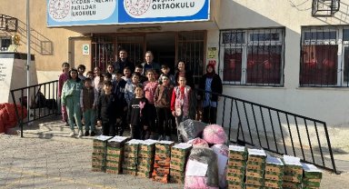Manisa Büyükşehir'den öğrencilere erken karne hediyesi