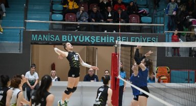 Manisalı Sultanlar liderliğini korudu