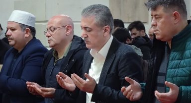 Mardin'de şehitler için sabah namazı sonrası dua