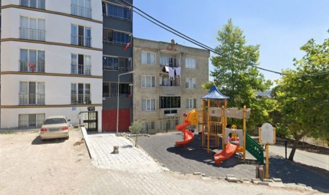 Mustafakemalpaşa'nın o mahallesinde çocuk parkı yapacak yer yok!