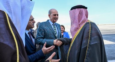 TBMM Başkanı Numan Kurtulmuş Bahreyn'de