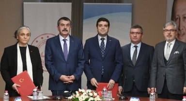 Türkiye'nin ilk müzik ilkokulu ve ortaokulu olacak