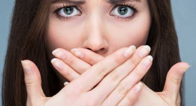 Ağız kokusunu karşı dilinizi de fırçalayın!