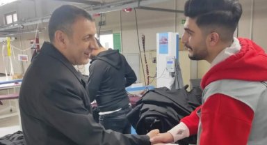 Ağrı Belediye Başkan adayı Mehmet Salih Aydın'dan aralıksız çalışma