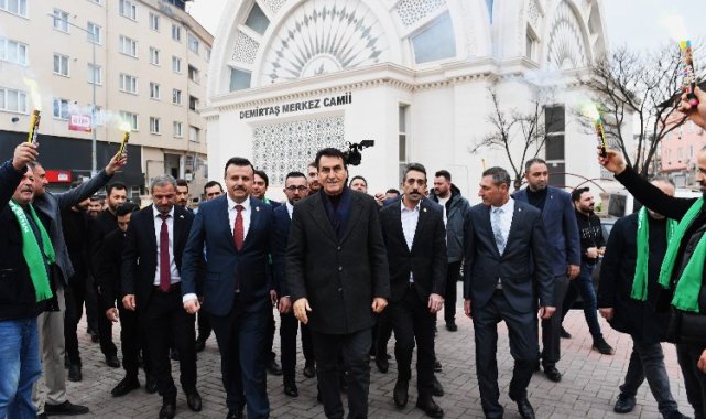 Başkan Dündar Demirtaş'ta coşkuyla karşılandı