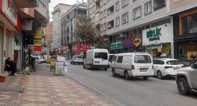 Bursa Dikkaldırım Mahallesi trafik sorunundan kurtulamıyor