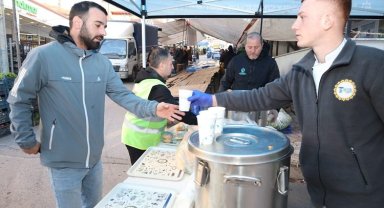 Büyükşehir'den çorba ikramına devam