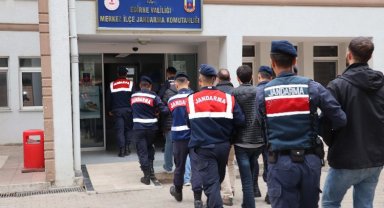 Edirne'de 9 FETÖ üyesi sınırda yakalandı