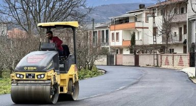 İnegöl'de Çeltikçide bağlantı yolu asfaltla kaplandı
